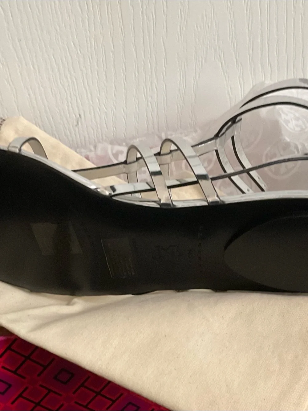 Tory Burch Capri Metallic Silver Gladiator Sandals size US9
